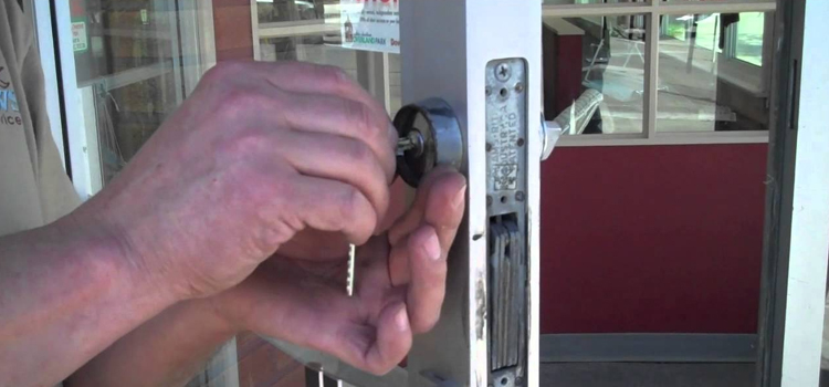 commercial door lock repair McKinleyville